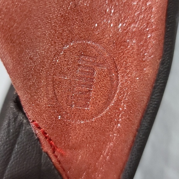 Fit Flops Wobbleboard Womens Flip Flops Sandals Red Shimmery Size 7 GUC READ - Picture 7 of 14